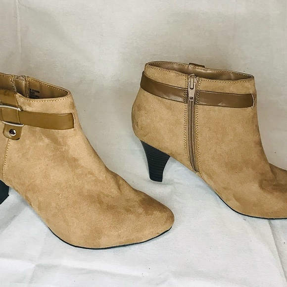 East 5th Booties - Picture 2 of 7